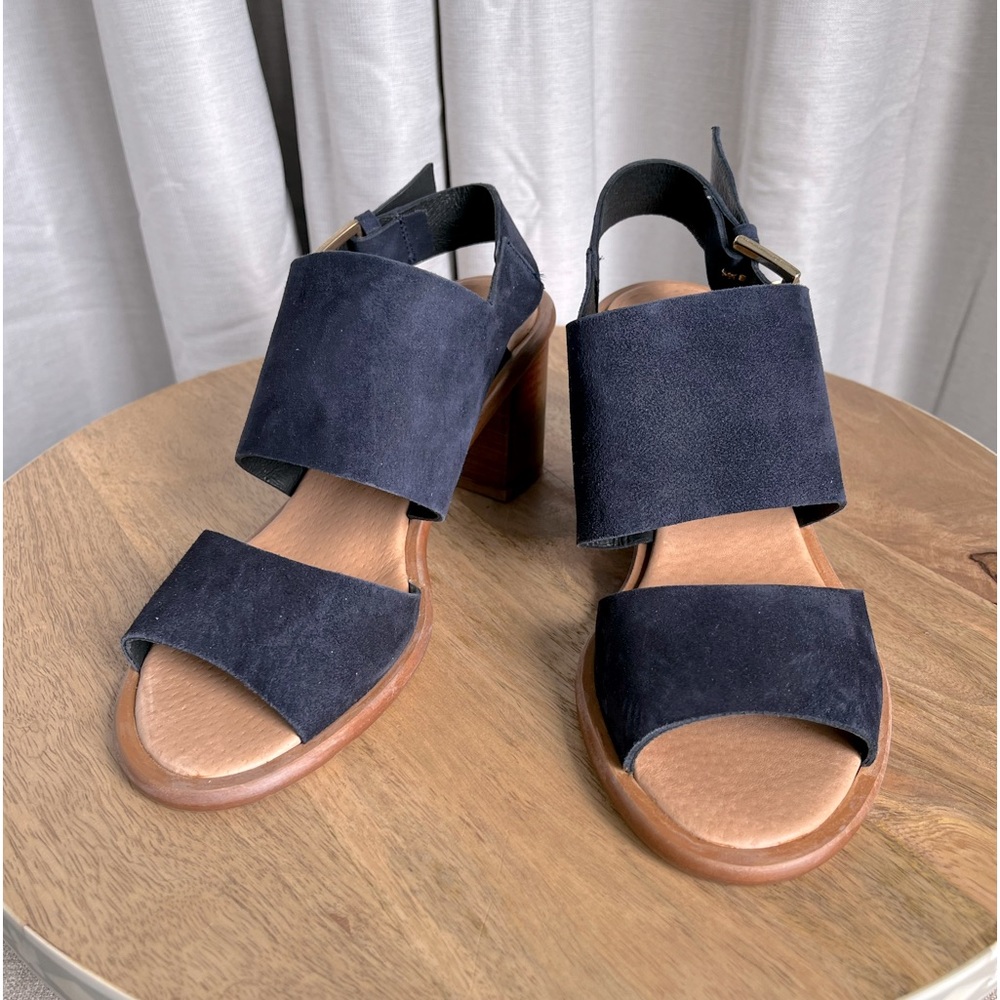 Alex+Alex Navy Blue Sandals